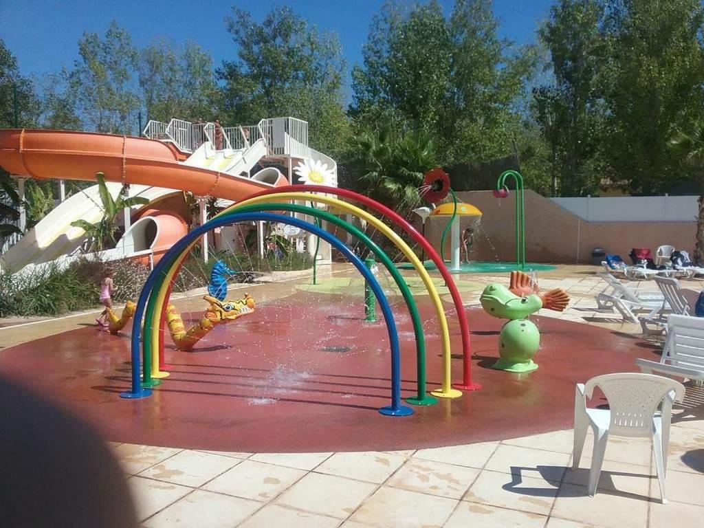 Camping Les Sables Du Midi Hotel Валра-Плаж Екстериор снимка